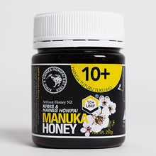 Load image into Gallery viewer, UMF10+ Kiwis &amp; Haines Honipai Manuka Honey 250gm or 500gm
